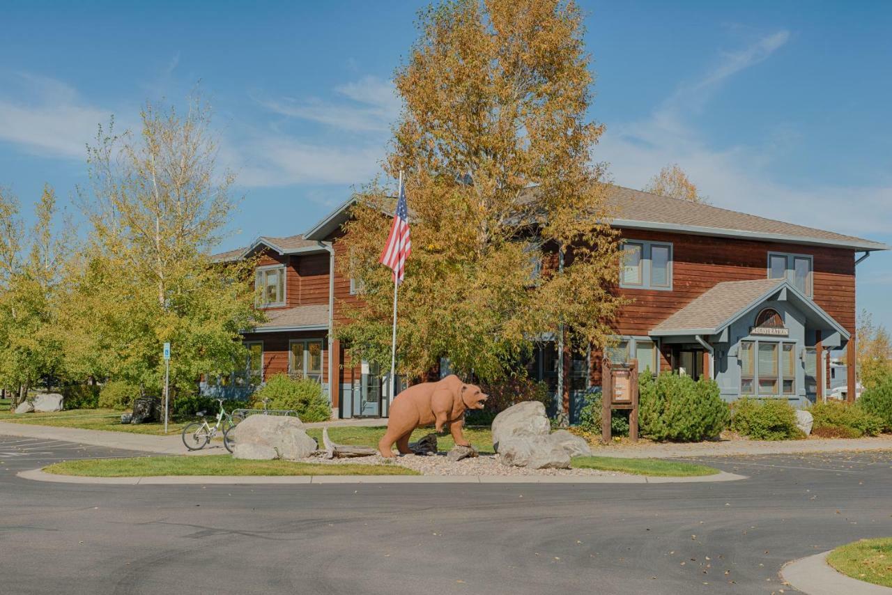 הוילה ווסט ילוסטון Yellowstone Grizzly Rv Park And Cabins מראה חיצוני תמונה